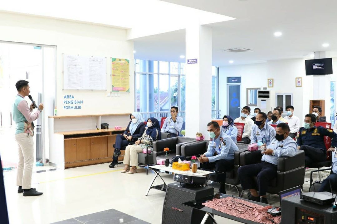Peningkatan Budaya Pelayanan Prima bersama PT. Bank Negara Indonesia Cab. Tembilahan.