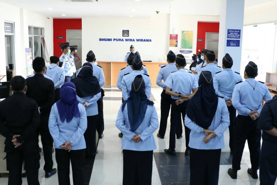 PEGAWAI PELAYANAN TERBAIK