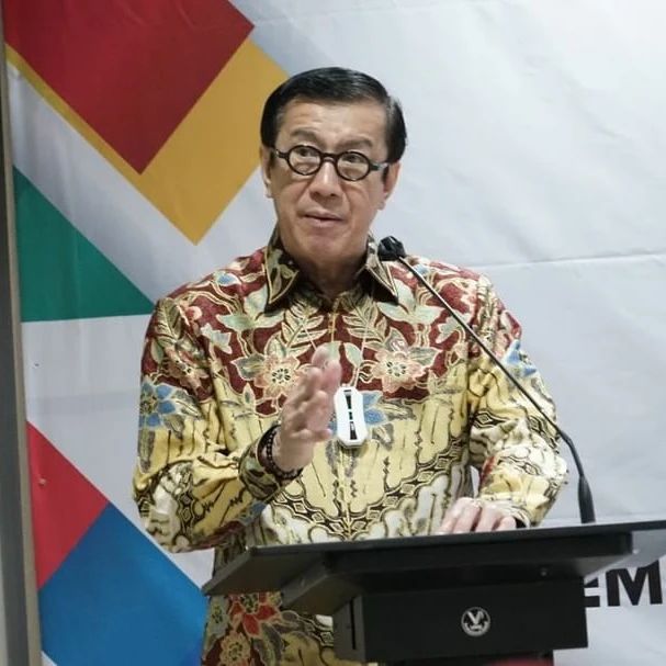 KEMENKUMHAM TERIMA HIBAH 8 MOBIL RAMPASAN KPK, YASONNA: UNTUK TINGKATKAN LAYANAN PUBLIK