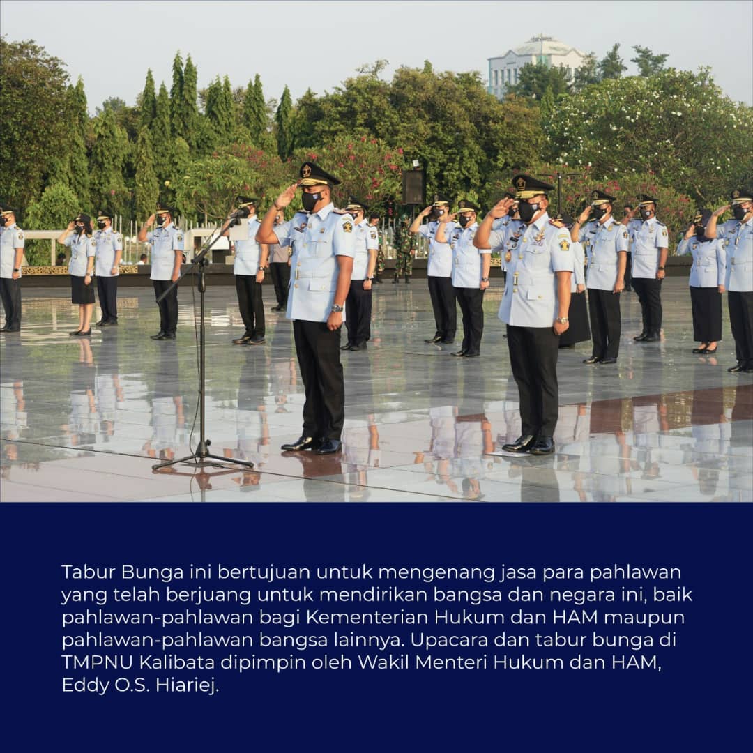 UPACARA ZIARAH DAN TABUR BUNGA